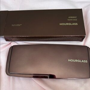 Hourglass Ambient Lighting Palette